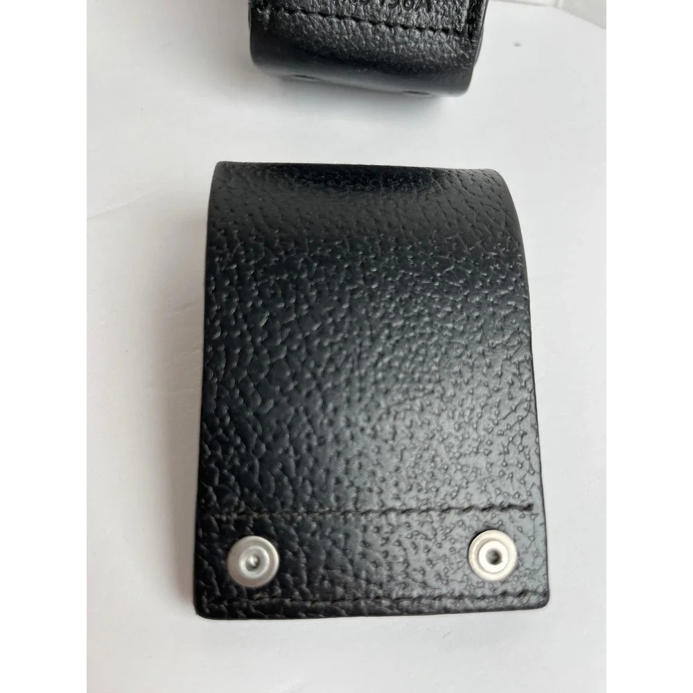 Motorola‎ RLN5496A Genuine Leather Swivel Belt Loop Radio Carry Case Holster